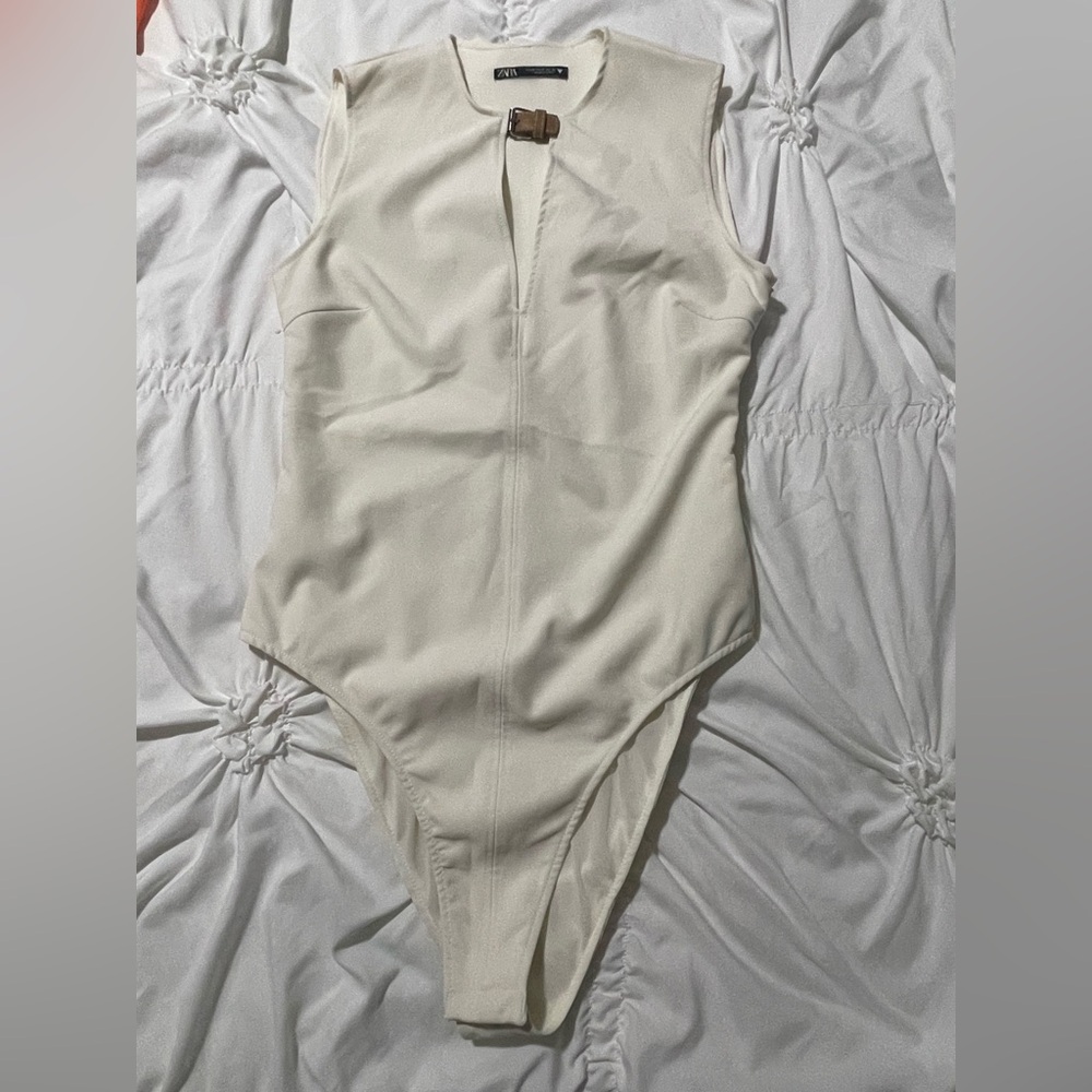 Elegant Cream Sleeveless Bodysuit